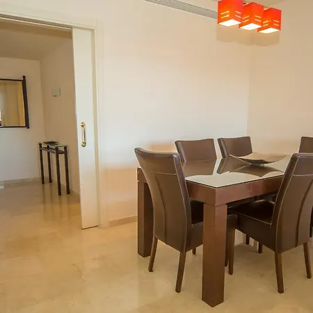 Apartment Granados 2222
